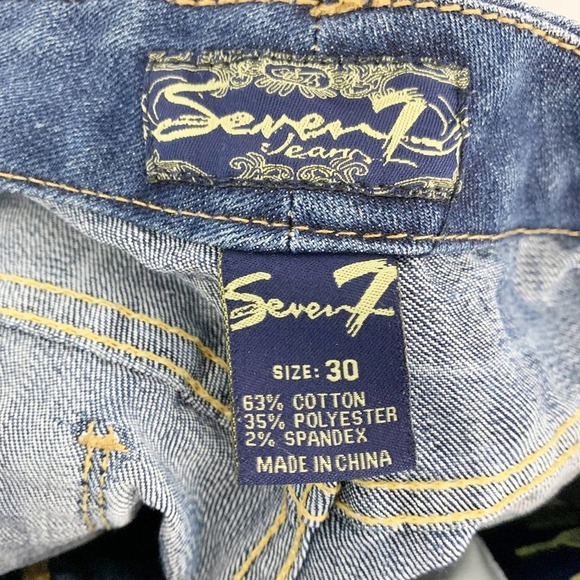 7 Lightly Distressed Bootcut Jeans 30 - Picture 11 of 13